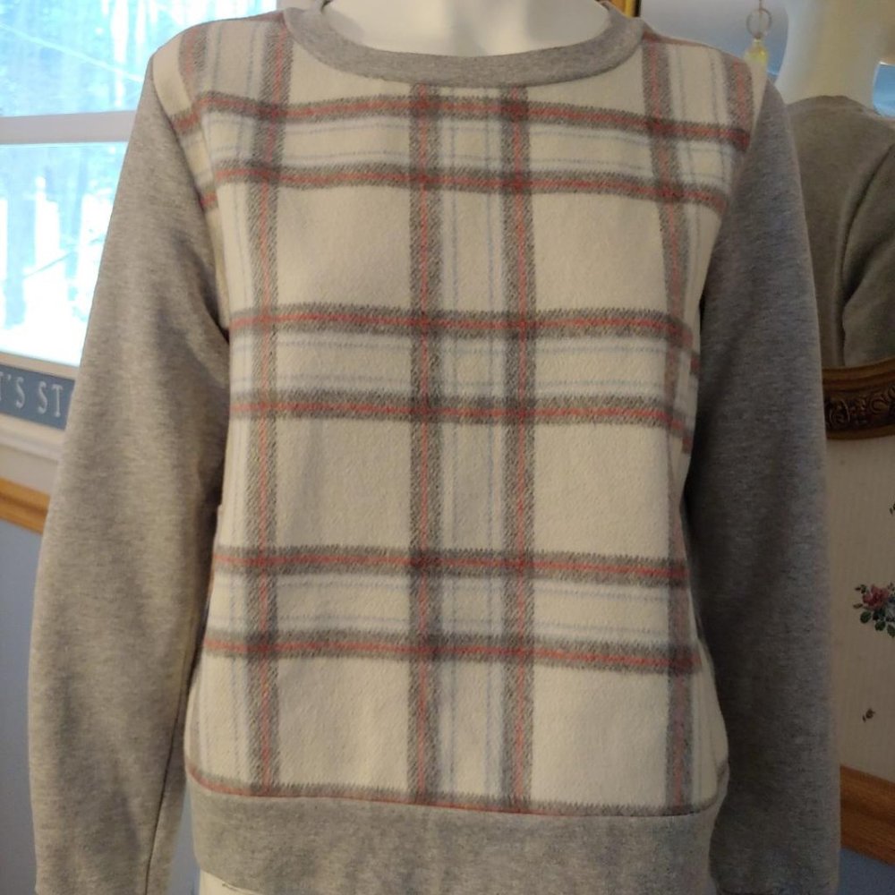 Saturday/Sunday (Anthropologie) Jrs.gray plaid top